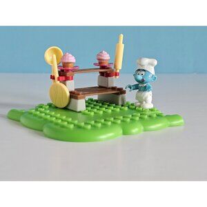 Mega Blocks Baker Smurf Playset 10737~Complete, No Box
